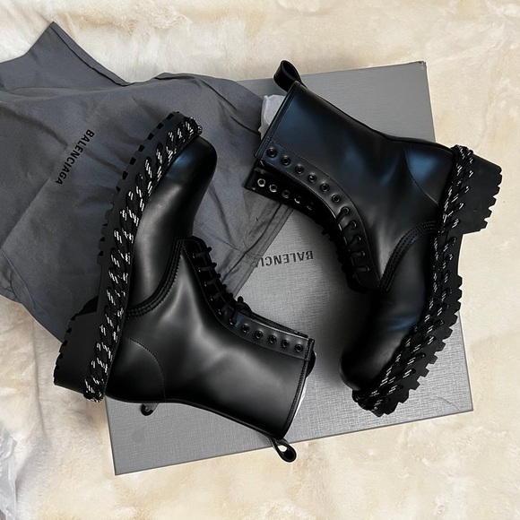 Balenciaga boots - Picture 4 of 6